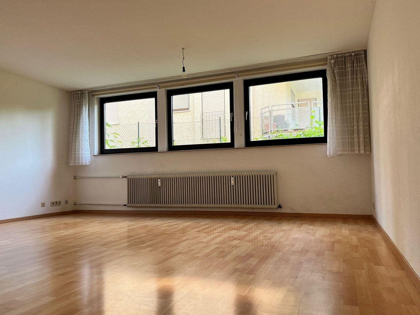 Prenájom bytu 1-izbový 48 m², Berner Str. 21, Stuttgart, Bádensko-Wurttembersko Prenájom bytu 1-izbový 48 m², Berner Str. 21, Stuttgart, Bádensko-Wurttembersko