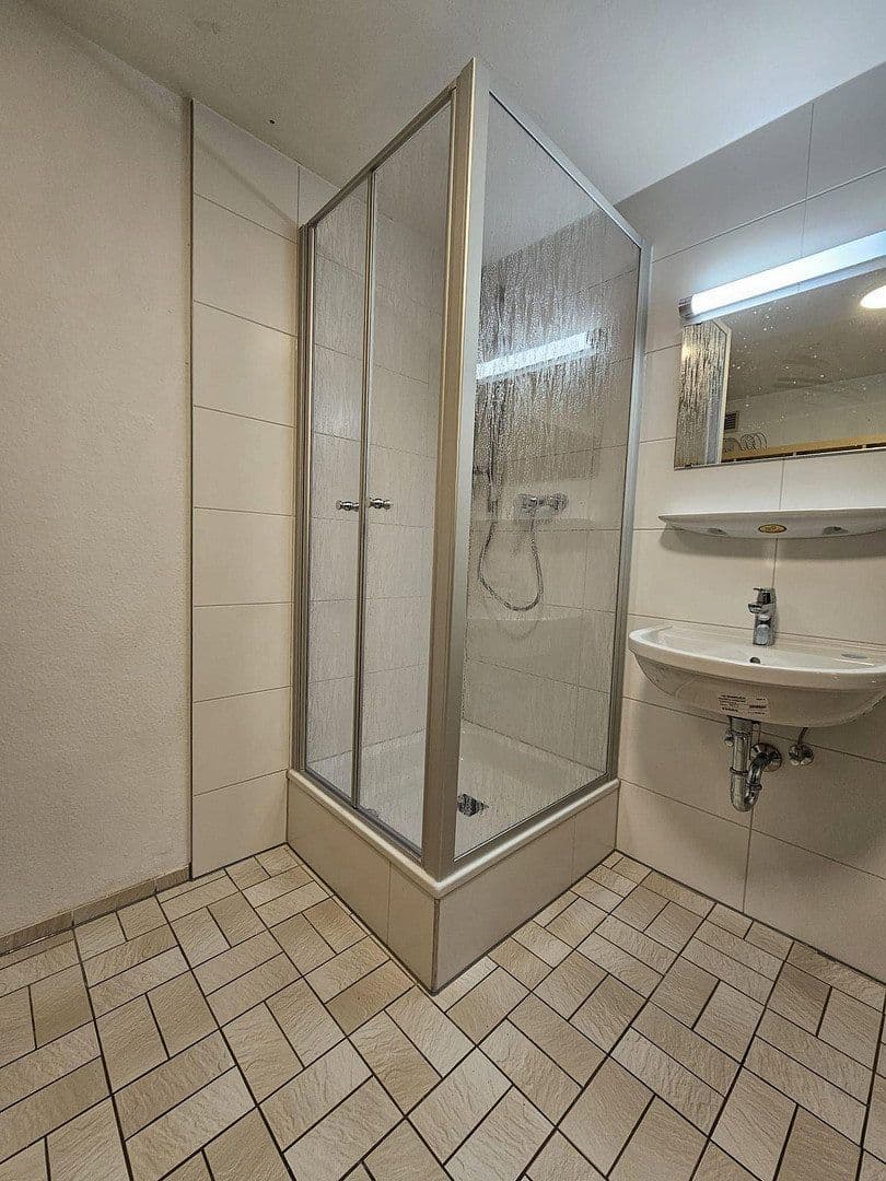 Prenájom bytu 1-izbový 48 m², Berner Str. 21, Stuttgart, Bádensko-Wurttembersko Prenájom bytu 1-izbový 48 m², Berner Str. 21, Stuttgart, Bádensko-Wurttembersko