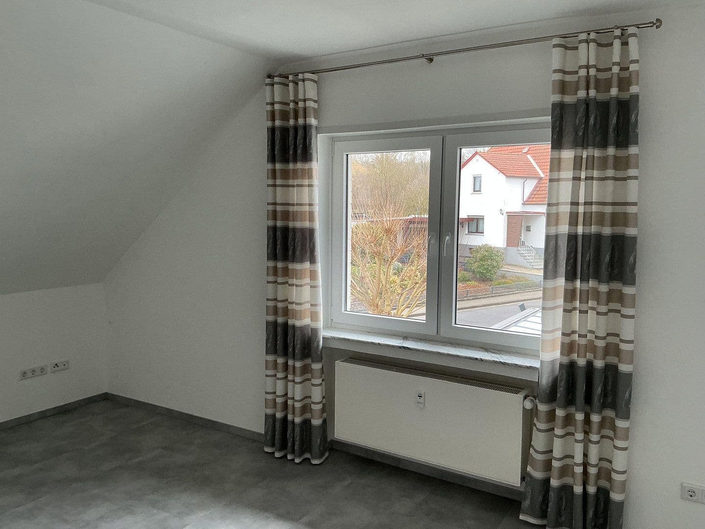 Prenájom bytu 2-izbový 95 m², Kirchlengern, Severné Porýnie - Westfálsko Prenájom bytu 2-izbový 95 m², Kirchlengern, Severné Porýnie - Westfálsko