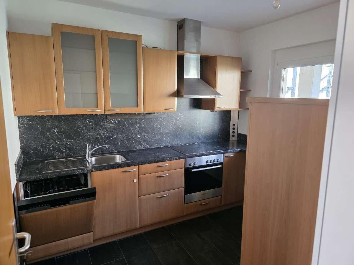 Prenájom bytu 2-izbový 72 m², Schwechat, Dolné Rakúsko Prenájom bytu 2-izbový 72 m², Schwechat, Dolné Rakúsko