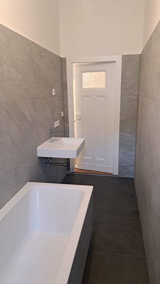 Prenájom bytu 2-izbový 63 m², Berlin, Berlín Prenájom bytu 2-izbový 63 m², Berlin, Berlín