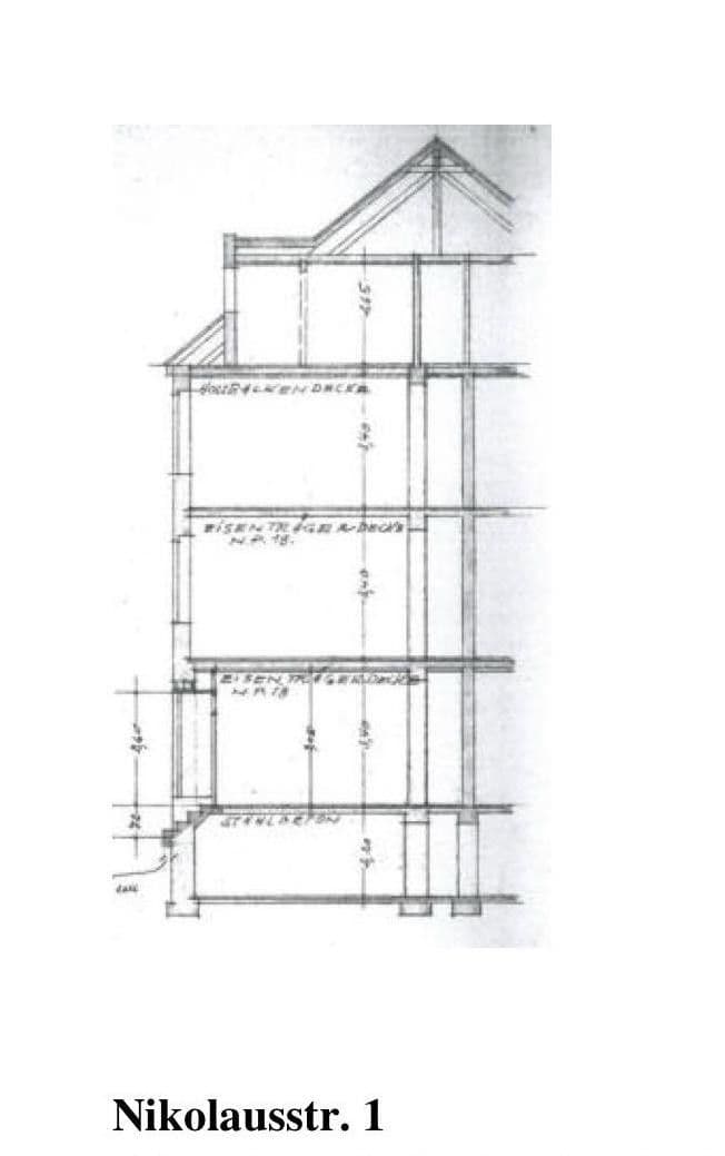 Predaj domu 221 m², pozemek 194 m², Nikolausstr. 1, Essen, Severné Porýnie - Westfálsko Predaj domu 221 m², pozemek 194 m², Nikolausstr. 1, Essen, Severné Porýnie - Westfálsko