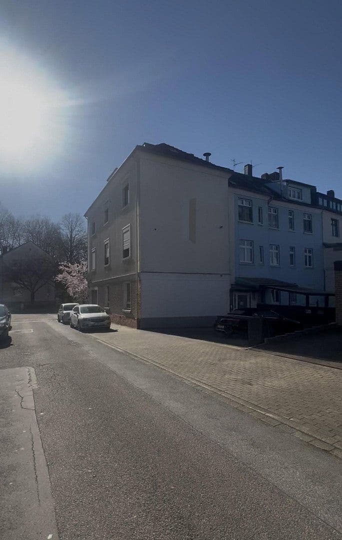 Predaj domu 221 m², pozemek 194 m², Nikolausstr. 1, Essen, Severné Porýnie - Westfálsko Predaj domu 221 m², pozemek 194 m², Nikolausstr. 1, Essen, Severné Porýnie - Westfálsko