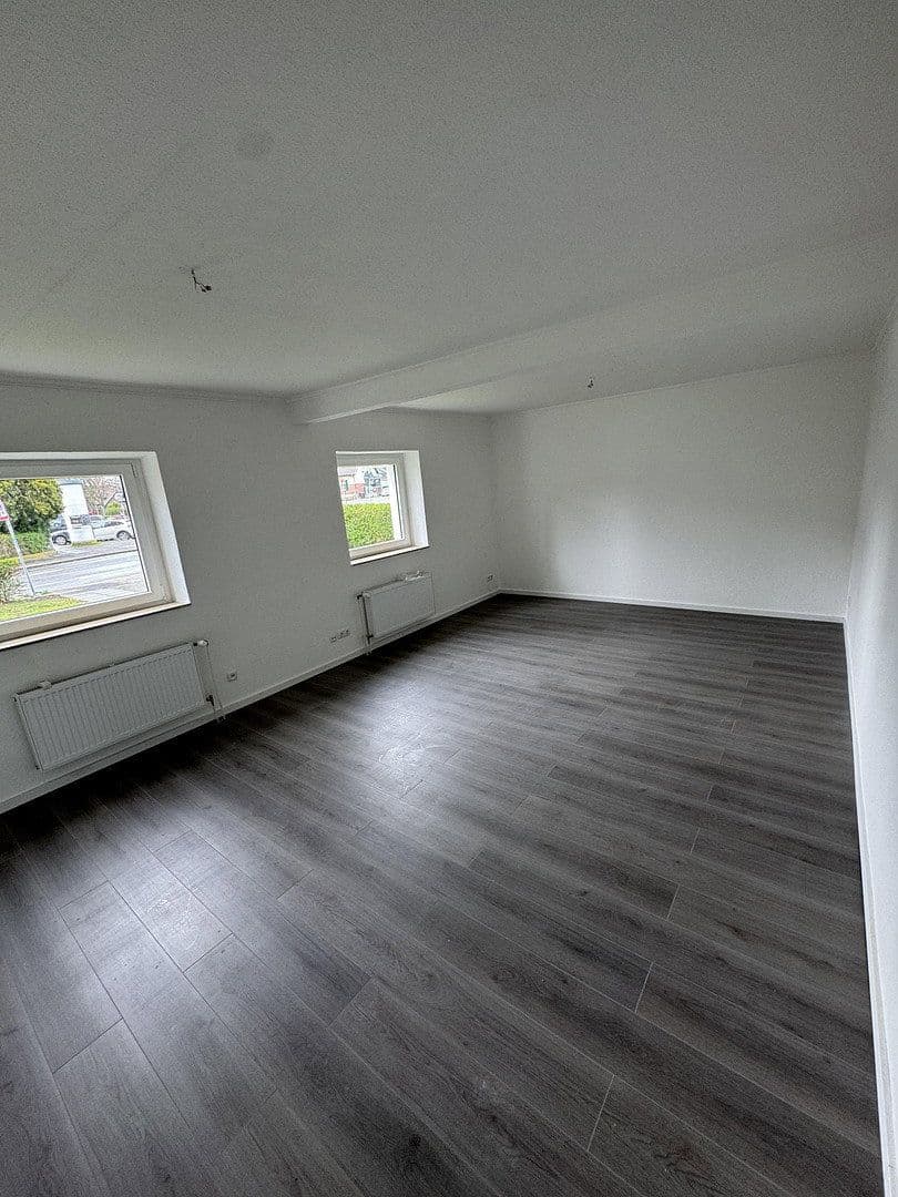Prenájom bytu 2-izbový 80 m², Ernst-Holla-Str. 36, Moers, Severné Porýnie - Westfálsko Prenájom bytu 2-izbový 80 m², Ernst-Holla-Str. 36, Moers, Severné Porýnie - Westfálsko