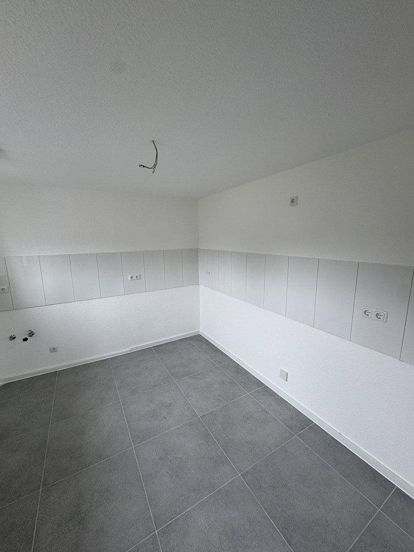 Prenájom bytu 2-izbový 80 m², Ernst-Holla-Str. 36, Moers, Severné Porýnie - Westfálsko Prenájom bytu 2-izbový 80 m², Ernst-Holla-Str. 36, Moers, Severné Porýnie - Westfálsko