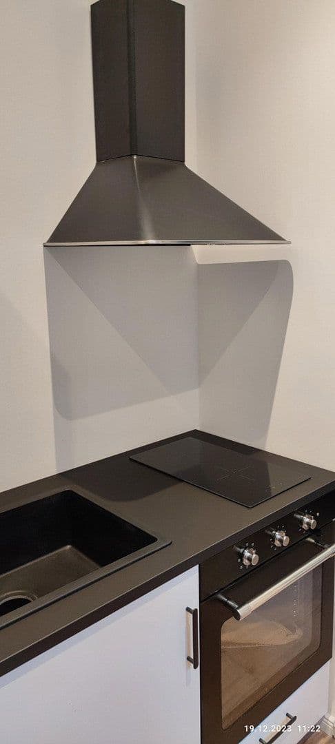 Prenájom bytu 2-izbový 65 m², Berlin, Berlín Prenájom bytu 2-izbový 65 m², Berlin, Berlín