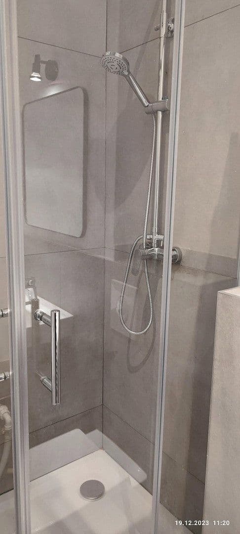 Prenájom bytu 2-izbový 65 m², Berlin, Berlín Prenájom bytu 2-izbový 65 m², Berlin, Berlín