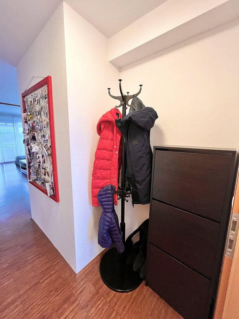 Prenájom bytu 4-izbový 118 m², Gärtringen, Bádensko-Wurttembersko Prenájom bytu 4-izbový 118 m², Gärtringen, Bádensko-Wurttembersko