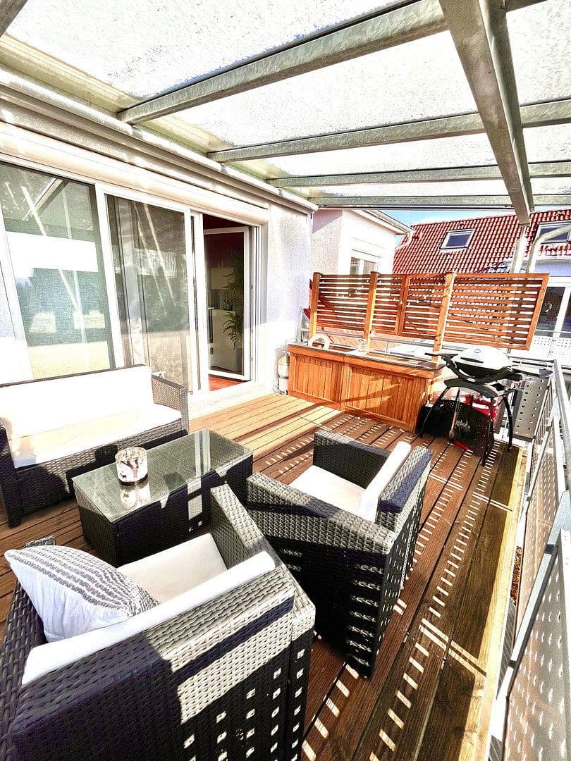 Prenájom bytu 4-izbový 118 m², Gärtringen, Bádensko-Wurttembersko Prenájom bytu 4-izbový 118 m², Gärtringen, Bádensko-Wurttembersko