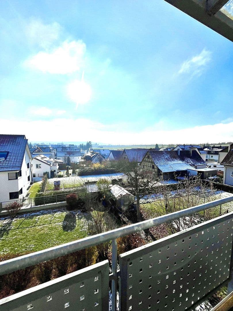 Prenájom bytu 4-izbový 118 m², Gärtringen, Bádensko-Wurttembersko Prenájom bytu 4-izbový 118 m², Gärtringen, Bádensko-Wurttembersko