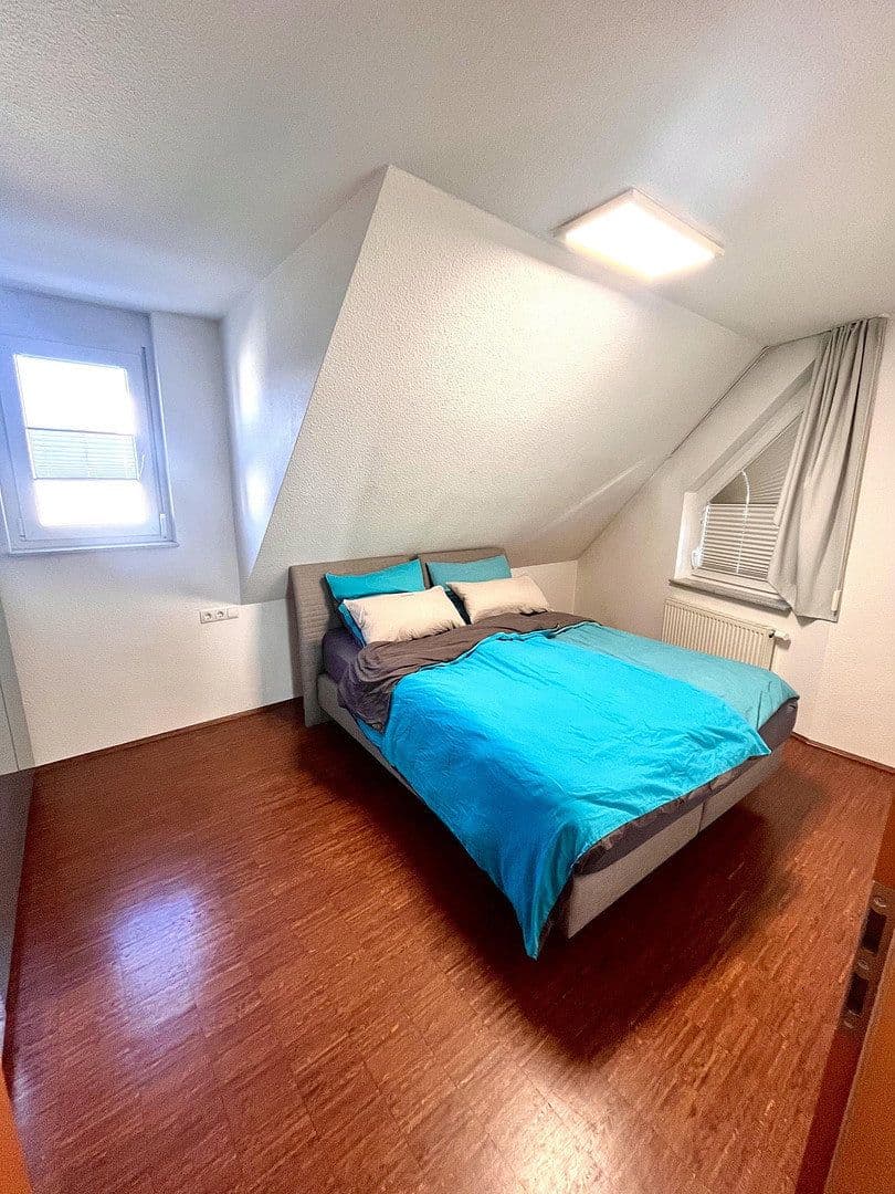 Prenájom bytu 4-izbový 118 m², Gärtringen, Bádensko-Wurttembersko Prenájom bytu 4-izbový 118 m², Gärtringen, Bádensko-Wurttembersko