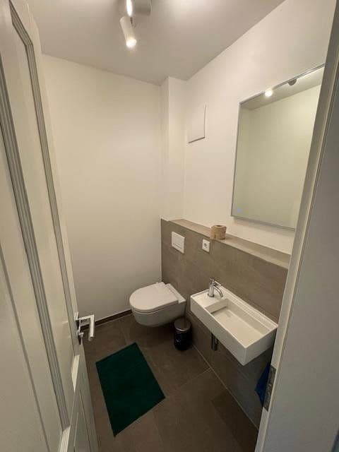 Prenájom bytu 2-izbový 67 m², Hamburg, Hamburg Prenájom bytu 2-izbový 67 m², Hamburg, Hamburg