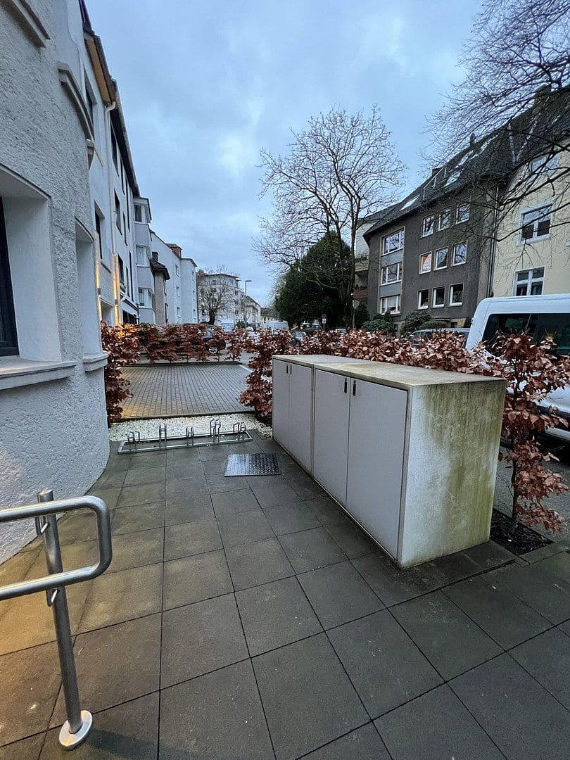 Prenájom bytu 1-izbový 72 m², Schubertstr. 27, Essen, Severné Porýnie - Westfálsko Prenájom bytu 1-izbový 72 m², Schubertstr. 27, Essen, Severné Porýnie - Westfálsko