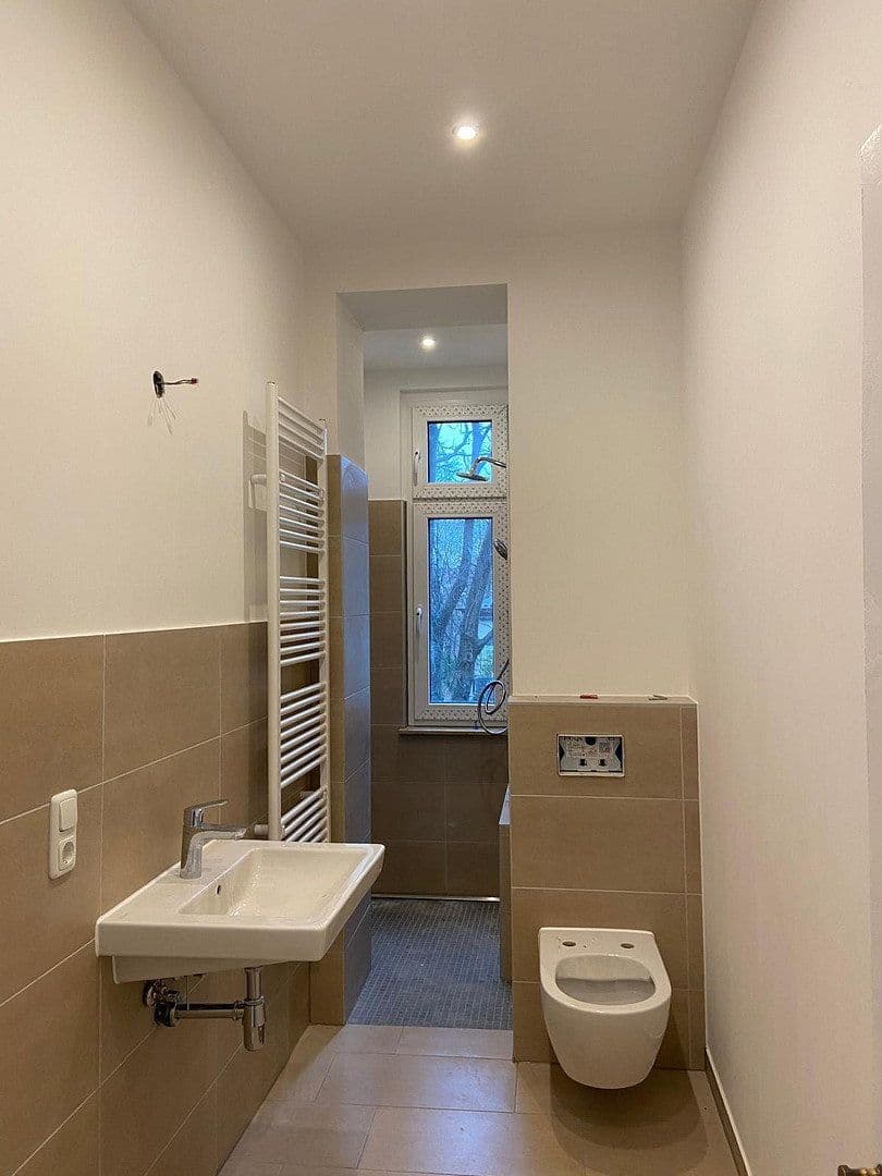 Prenájom bytu 1-izbový 72 m², Schubertstr. 27, Essen, Severné Porýnie - Westfálsko Prenájom bytu 1-izbový 72 m², Schubertstr. 27, Essen, Severné Porýnie - Westfálsko