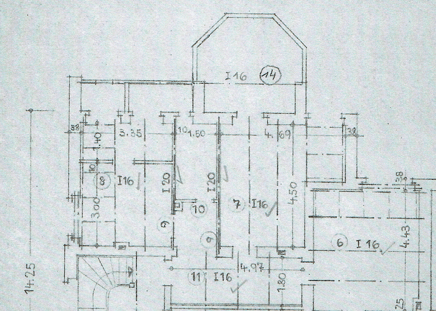 Prenájom bytu 1-izbový 72 m², Schubertstr. 27, Essen, Severné Porýnie - Westfálsko Prenájom bytu 1-izbový 72 m², Schubertstr. 27, Essen, Severné Porýnie - Westfálsko