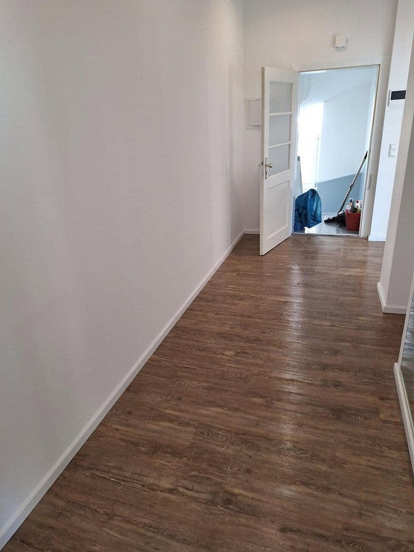Prenájom bytu 1-izbový 72 m², Schubertstr. 27, Essen, Severné Porýnie - Westfálsko Prenájom bytu 1-izbový 72 m², Schubertstr. 27, Essen, Severné Porýnie - Westfálsko