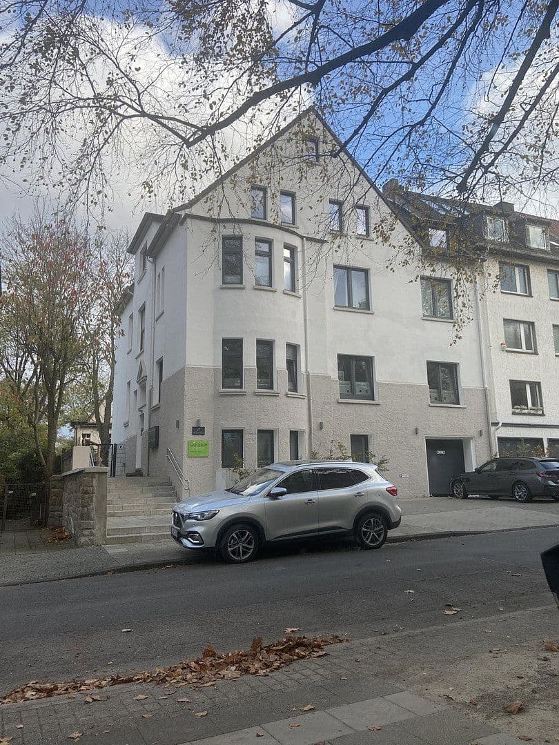 Prenájom bytu 1-izbový 72 m², Schubertstr. 27, Essen, Severné Porýnie - Westfálsko Prenájom bytu 1-izbový 72 m², Schubertstr. 27, Essen, Severné Porýnie - Westfálsko