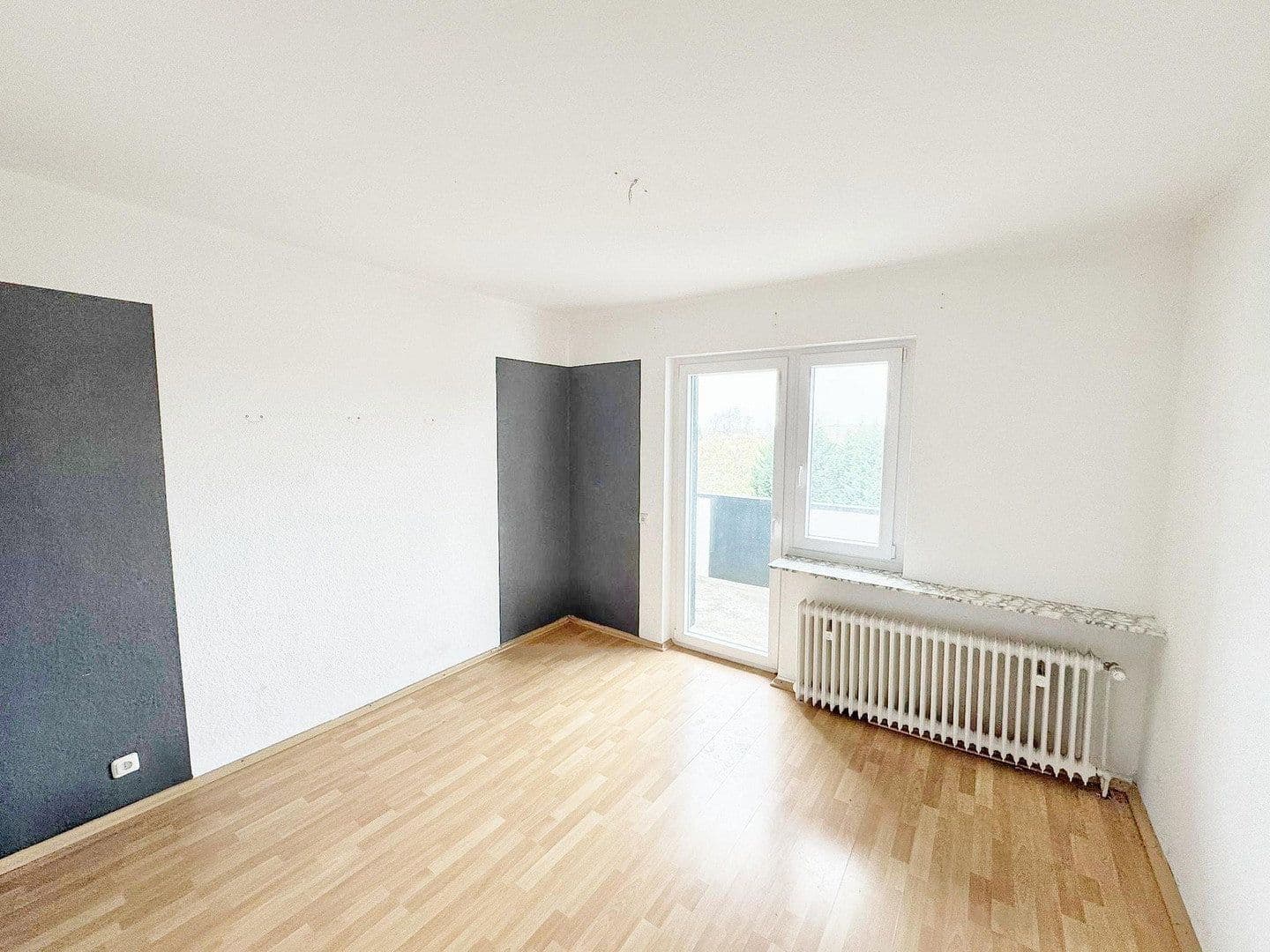 Prenájom bytu 3-izbový 76 m², Cranger Str. 210a, Gelsenkirchen, Severné Porýnie - Westfálsko Prenájom bytu 3-izbový 76 m², Cranger Str. 210a, Gelsenkirchen, Severné Porýnie - Westfálsko