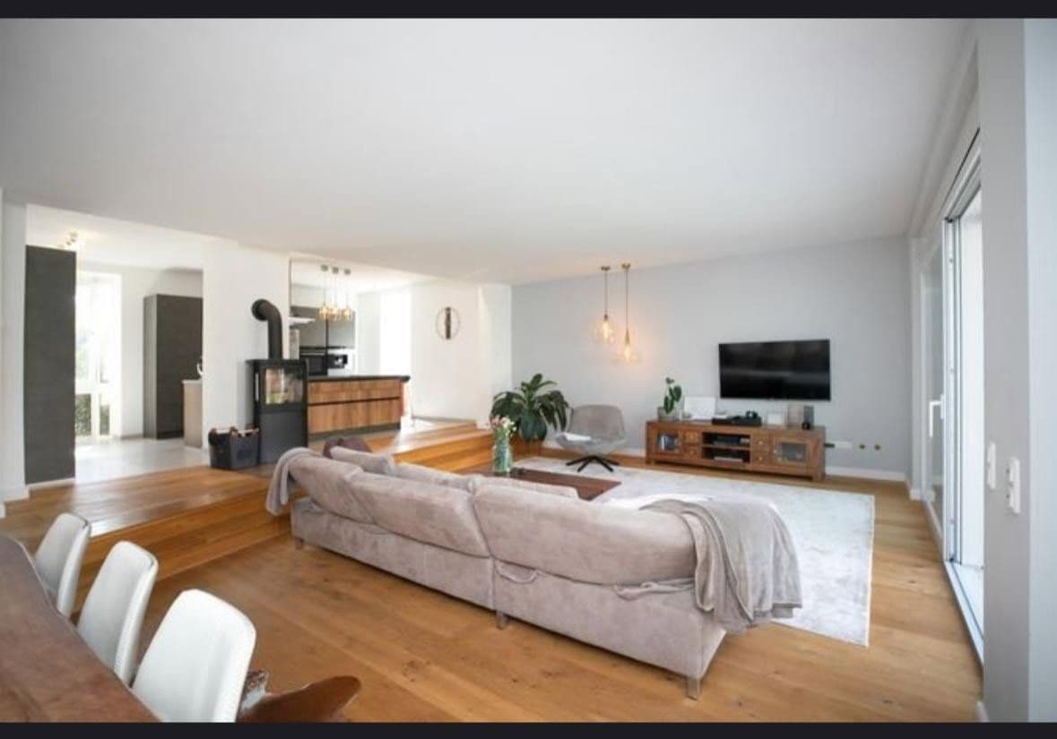 Predaj bytu 3-izbový 150 m², Dietzenbach, Hesensko Predaj bytu 3-izbový 150 m², Dietzenbach, Hesensko