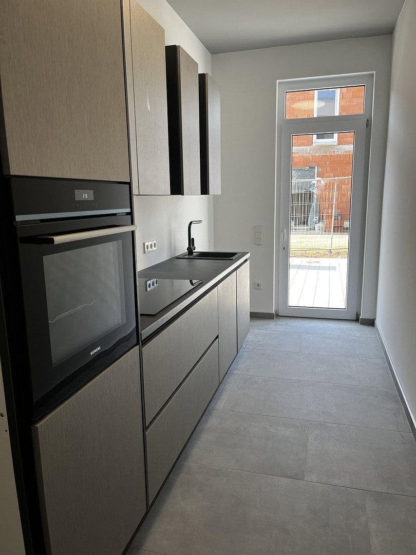 Prenájom kancelárie 153 m², Philippsburg, Bádensko-Wurttembersko Prenájom kancelárie 153 m², Philippsburg, Bádensko-Wurttembersko