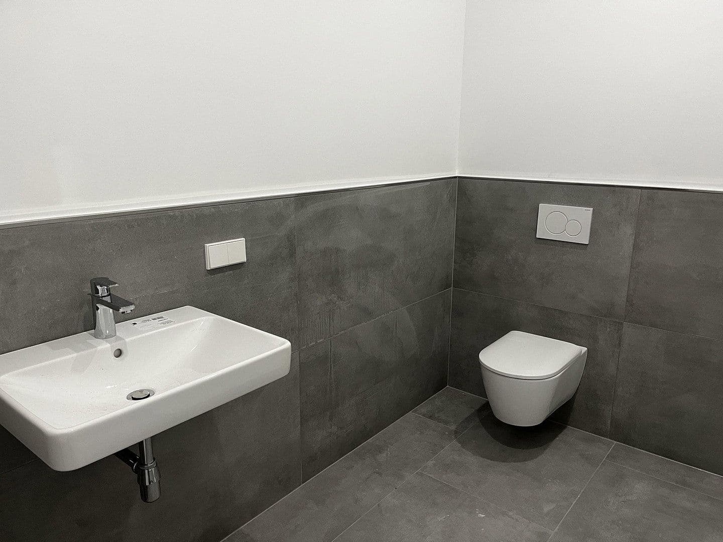 Prenájom kancelárie 153 m², Philippsburg, Bádensko-Wurttembersko Prenájom kancelárie 153 m², Philippsburg, Bádensko-Wurttembersko