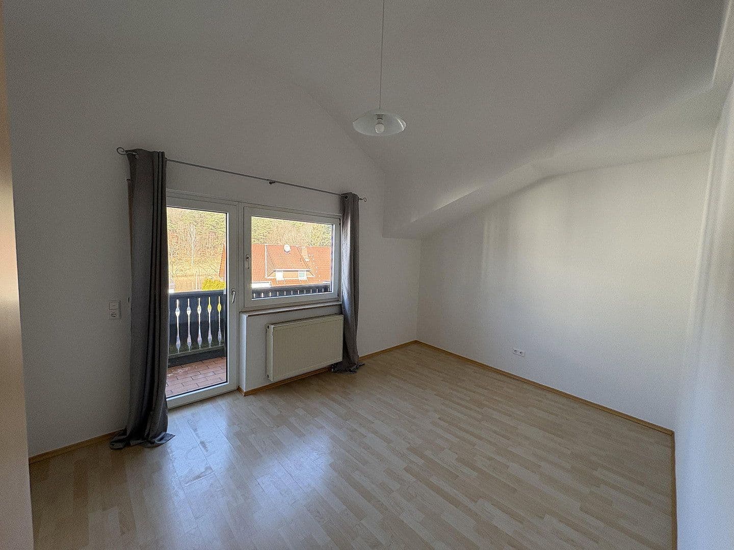 Predaj bytu 5-izbový 128 m², Ramstein-Miesenbach, Porýnie-Falcko Predaj bytu 5-izbový 128 m², Ramstein-Miesenbach, Porýnie-Falcko