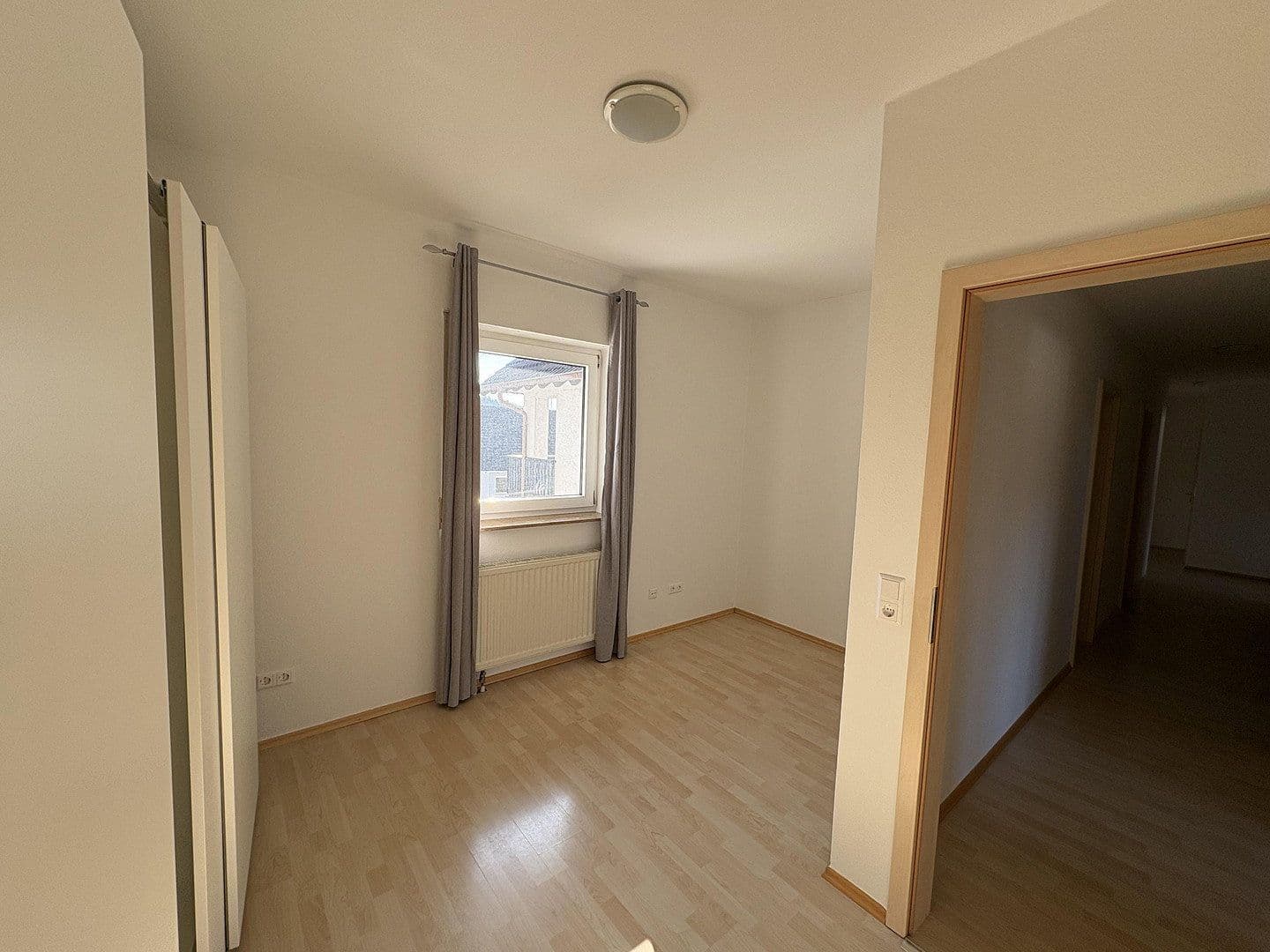 Predaj bytu 5-izbový 128 m², Ramstein-Miesenbach, Porýnie-Falcko Predaj bytu 5-izbový 128 m², Ramstein-Miesenbach, Porýnie-Falcko