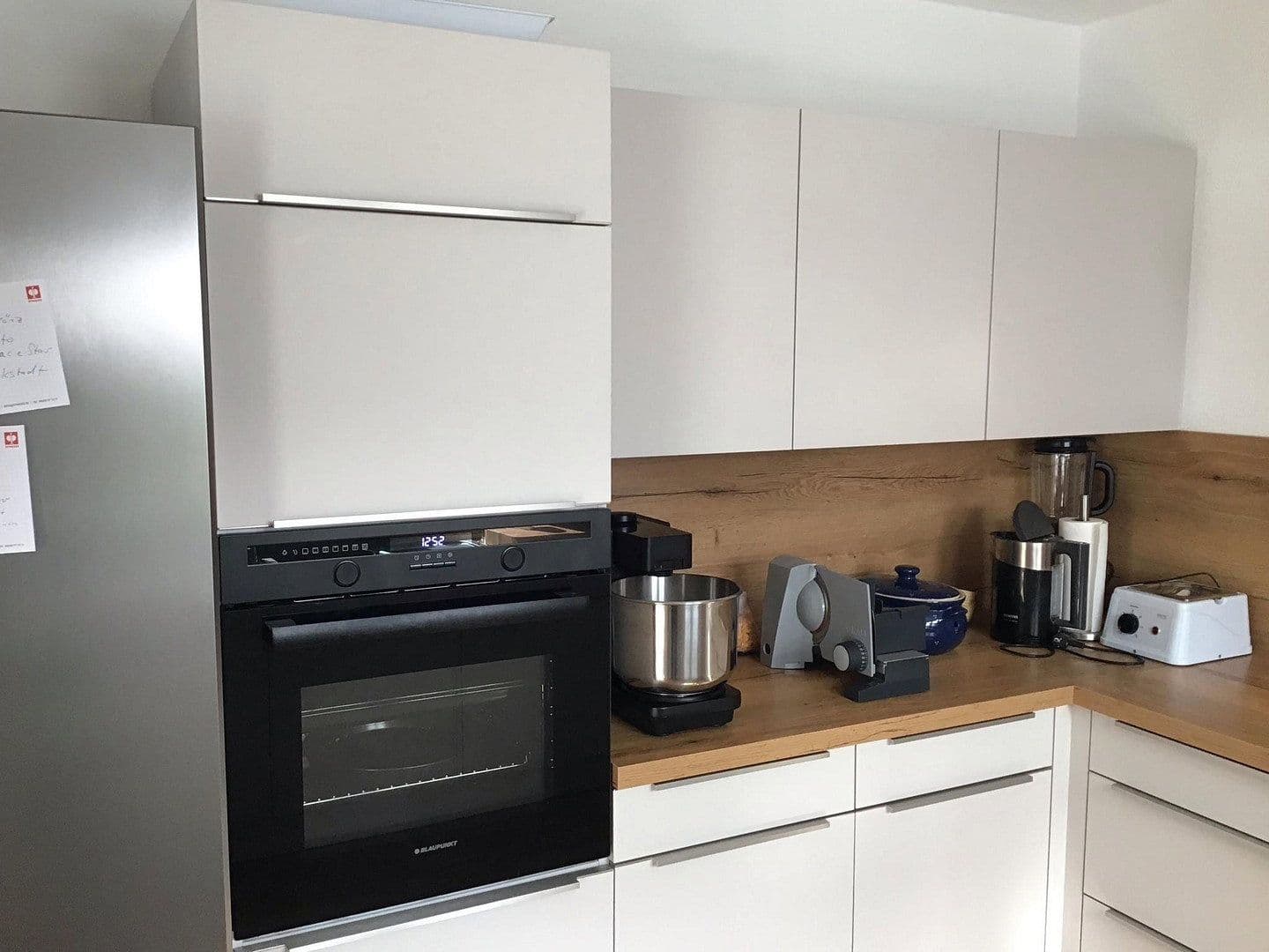 Prenájom bytu 4-izbový 98 m², Kandern, Bádensko-Wurttembersko Prenájom bytu 4-izbový 98 m², Kandern, Bádensko-Wurttembersko