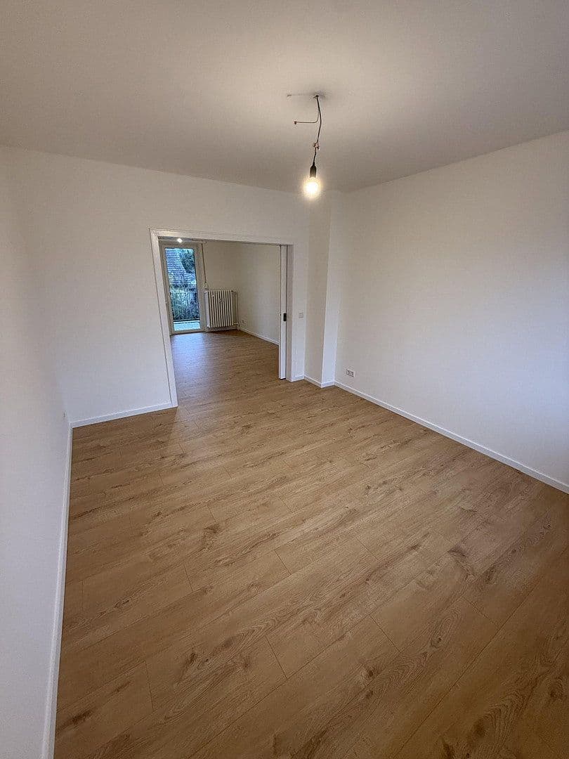 Prenájom bytu 3-izbový 65 m², Friedrichstr. 60, Haan, Severné Porýnie - Westfálsko Prenájom bytu 3-izbový 65 m², Friedrichstr. 60, Haan, Severné Porýnie - Westfálsko