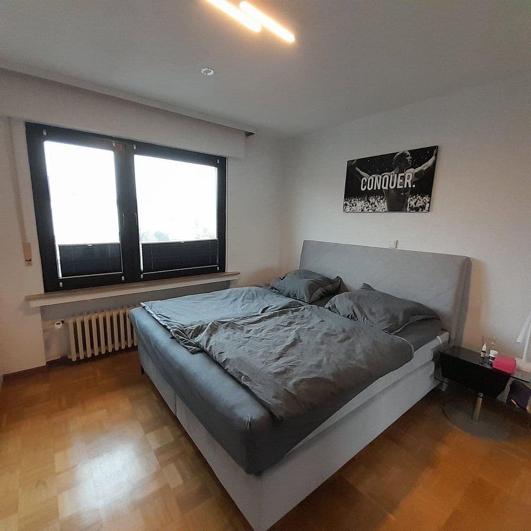 Prenájom bytu 2-izbový 55 m², Erftstadt, Severné Porýnie - Westfálsko Prenájom bytu 2-izbový 55 m², Erftstadt, Severné Porýnie - Westfálsko