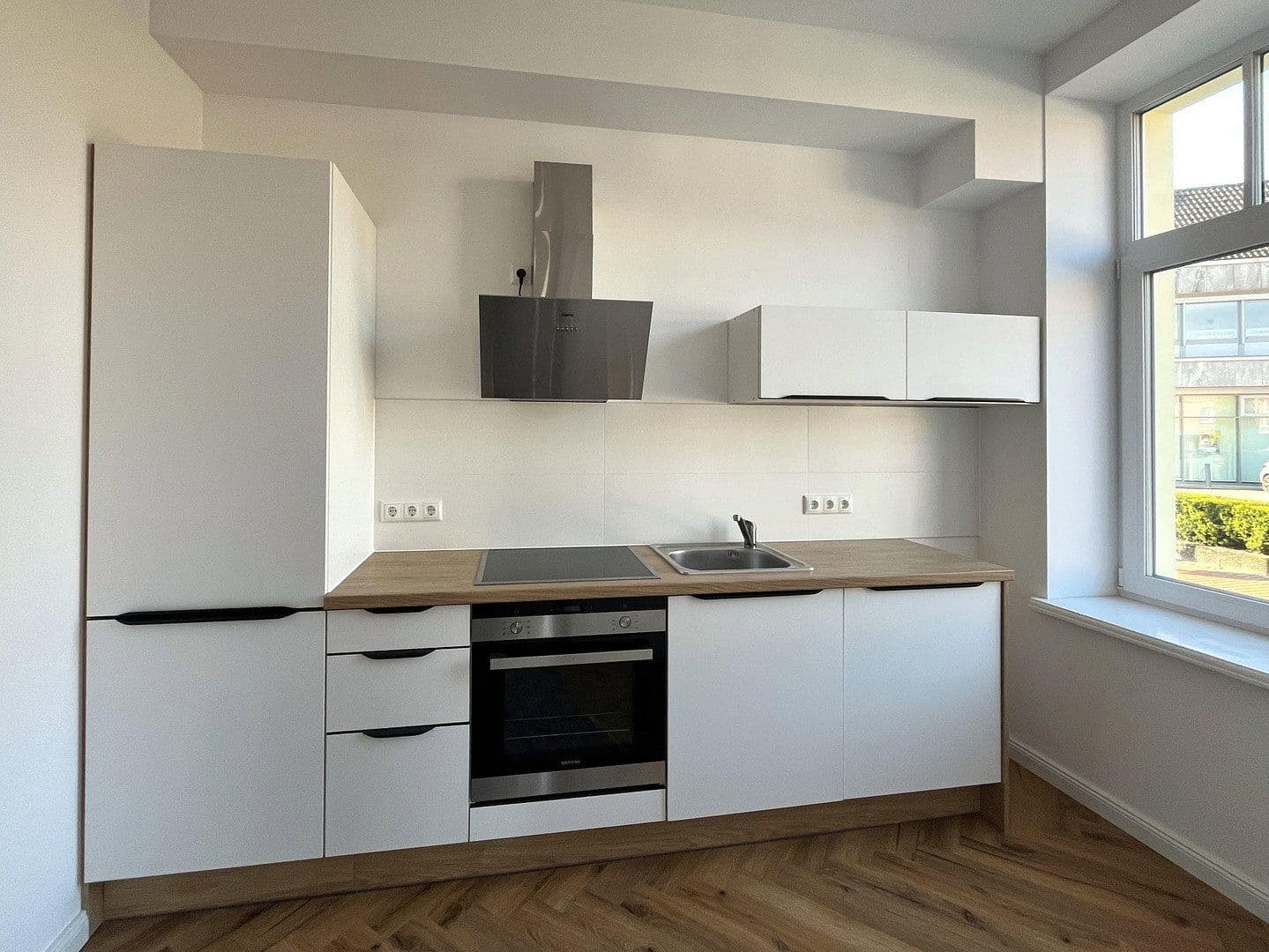 Prenájom kancelárie 39 m², Rathausstr. 3, Bad Bevensen, Dolné Sasko Prenájom kancelárie 39 m², Rathausstr. 3, Bad Bevensen, Dolné Sasko