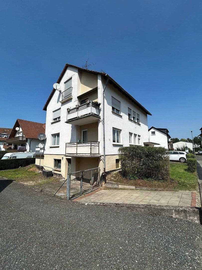 Predaj domu 191 m², pozemek 468 m², Dresdener Straße 9, Bad Sooden-Allendorf, Hesensko Predaj domu 191 m², pozemek 468 m², Dresdener Straße 9, Bad Sooden-Allendorf, Hesensko