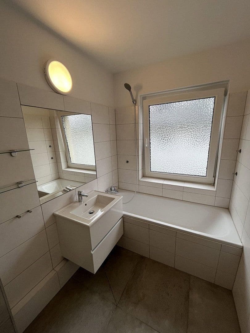 Predaj bytu 3-izbový 80 m², Dahlemer Weg 93, Berlin, Berlín Predaj bytu 3-izbový 80 m², Dahlemer Weg 93, Berlin, Berlín