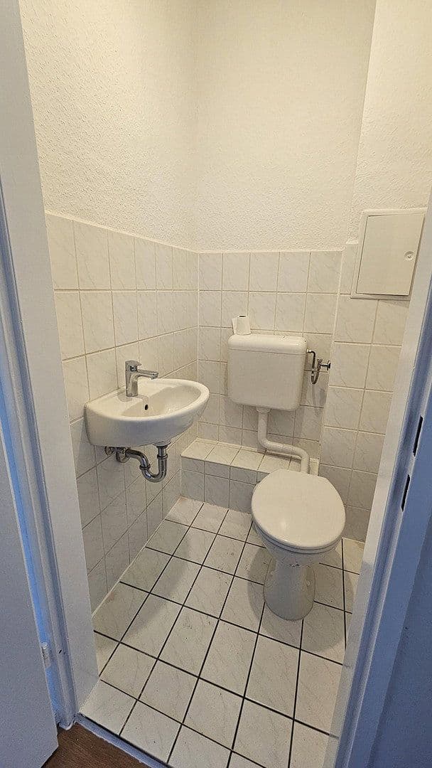 Prenájom bytu 3-izbový 92 m², Magdeburg, Sasko-Anhaltsko Prenájom bytu 3-izbový 92 m², Magdeburg, Sasko-Anhaltsko