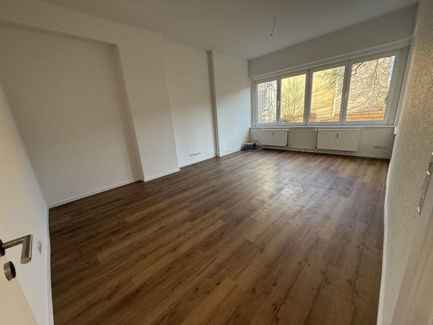 Prenájom bytu 4-izbový 97 m², Berliner Straße 61, Bernau, Brandenbursko Prenájom bytu 4-izbový 97 m², Berliner Straße 61, Bernau, Brandenbursko