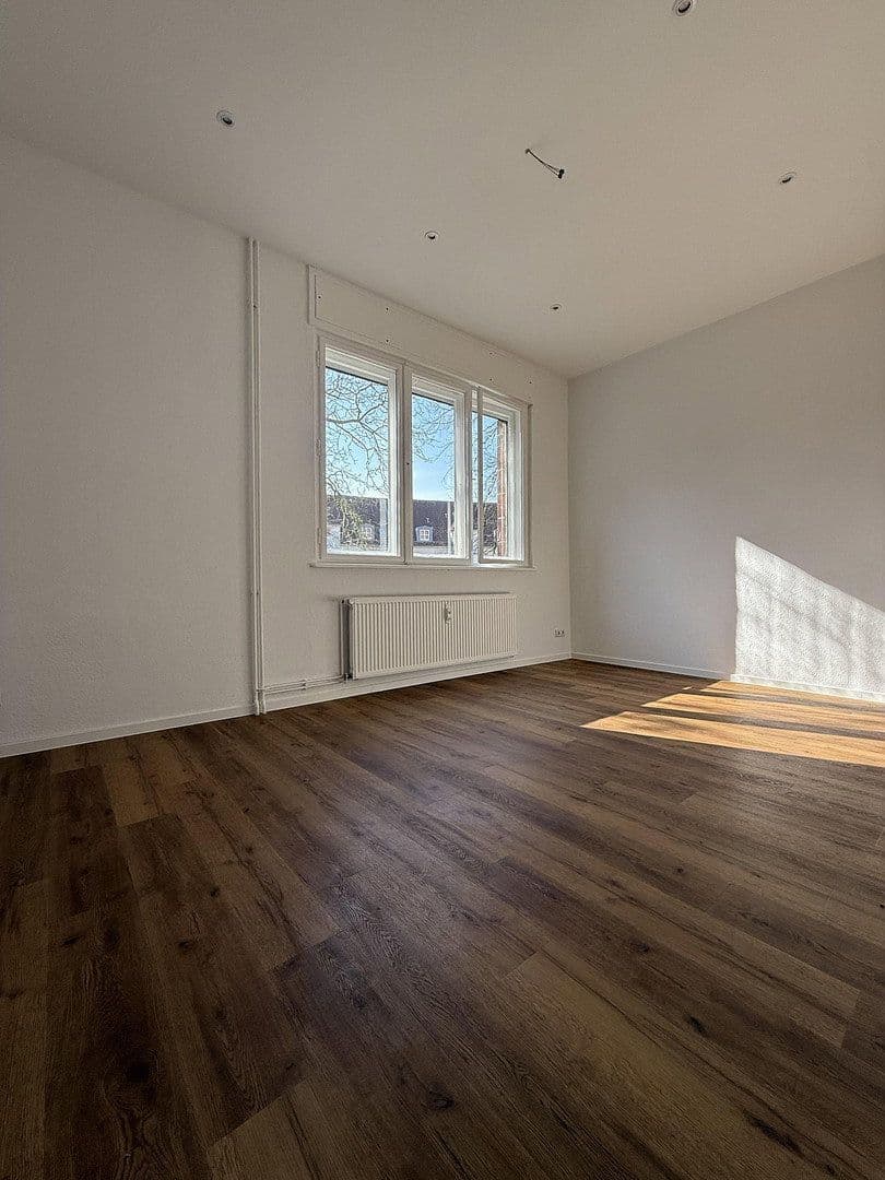 Prenájom bytu 4-izbový 97 m², Berliner Straße 61, Bernau, Brandenbursko Prenájom bytu 4-izbový 97 m², Berliner Straße 61, Bernau, Brandenbursko