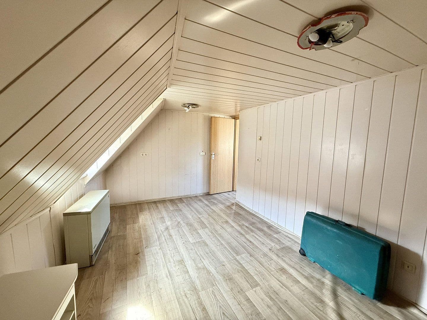 Predaj domu 126 m², pozemek 72 m², Pezoldstr. 26, Gößweinstein, Bavorsko Predaj domu 126 m², pozemek 72 m², Pezoldstr. 26, Gößweinstein, Bavorsko