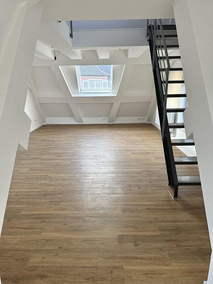 Prenájom bytu 3-izbový 84 m², Bad Krozingen, Bádensko-Wurttembersko Prenájom bytu 3-izbový 84 m², Bad Krozingen, Bádensko-Wurttembersko