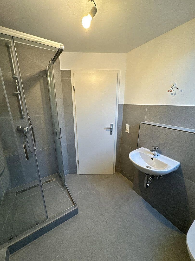 Prenájom bytu 3-izbový 84 m², Bad Krozingen, Bádensko-Wurttembersko Prenájom bytu 3-izbový 84 m², Bad Krozingen, Bádensko-Wurttembersko