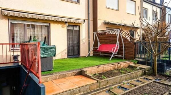 Predaj domu 123 m², pozemek 198 m², Groß-Gerau, Hesensko Predaj domu 123 m², pozemek 198 m², Groß-Gerau, Hesensko