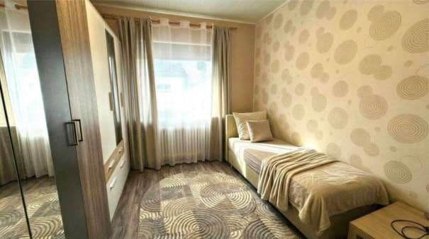 Predaj domu 123 m², pozemek 198 m², Groß-Gerau, Hesensko Predaj domu 123 m², pozemek 198 m², Groß-Gerau, Hesensko