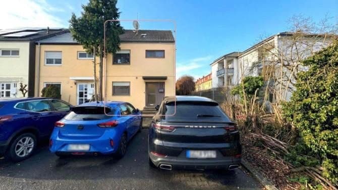 Predaj domu 123 m², pozemek 198 m², Groß-Gerau, Hesensko Predaj domu 123 m², pozemek 198 m², Groß-Gerau, Hesensko