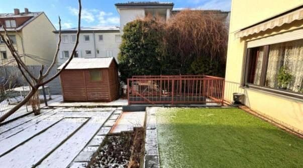 Predaj domu 123 m², pozemek 198 m², Groß-Gerau, Hesensko Predaj domu 123 m², pozemek 198 m², Groß-Gerau, Hesensko