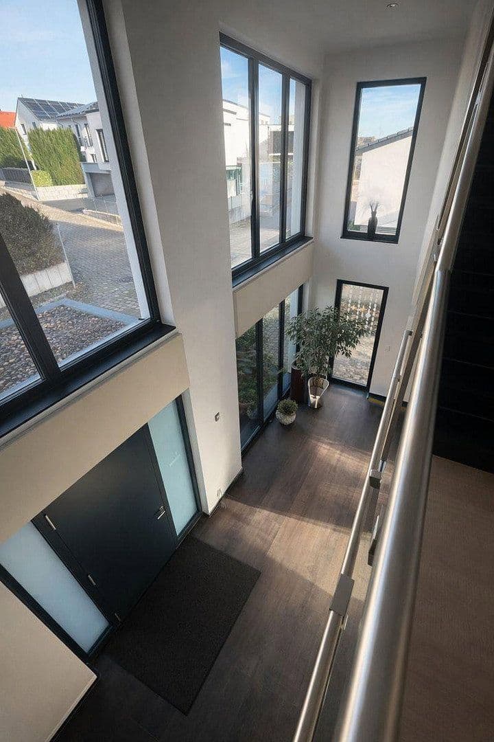 Predaj domu 420 m², pozemek 500 m², Schönaich, Bádensko-Wurttembersko Predaj domu 420 m², pozemek 500 m², Schönaich, Bádensko-Wurttembersko