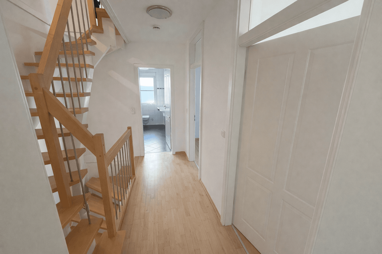 Prenájom domu 180 m², pozemek 370 m², Gräfelfing, Bavorsko Prenájom domu 180 m², pozemek 370 m², Gräfelfing, Bavorsko