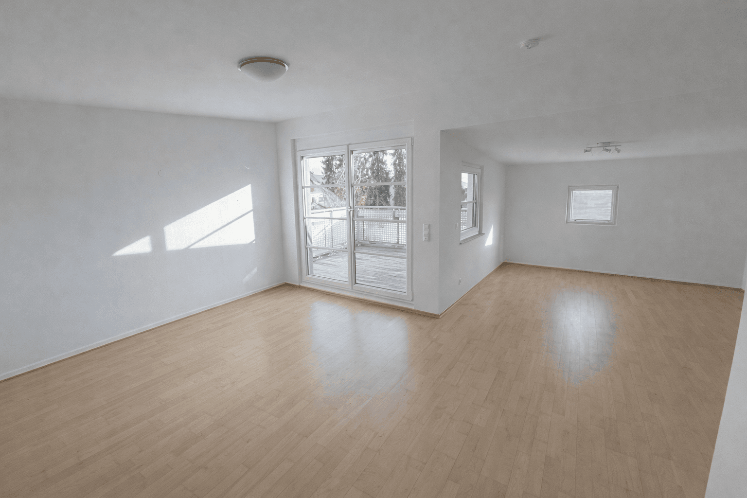 Prenájom domu 180 m², pozemek 370 m², Gräfelfing, Bavorsko Prenájom domu 180 m², pozemek 370 m², Gräfelfing, Bavorsko