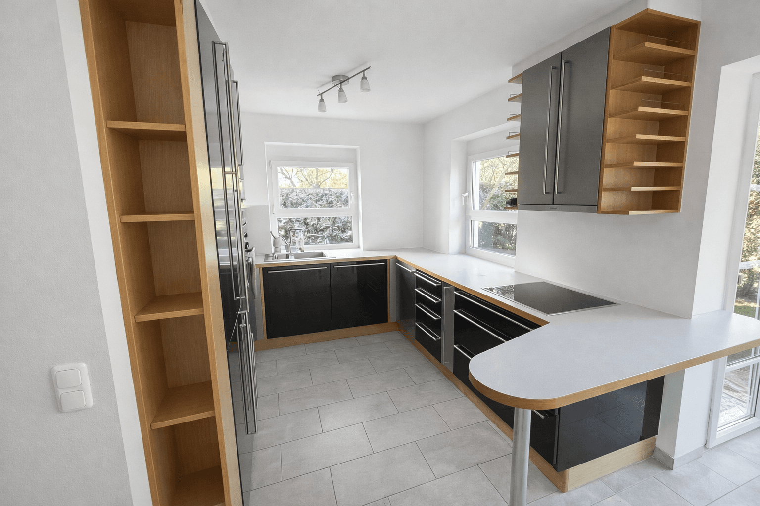 Prenájom domu 180 m², pozemek 370 m², Gräfelfing, Bavorsko Prenájom domu 180 m², pozemek 370 m², Gräfelfing, Bavorsko