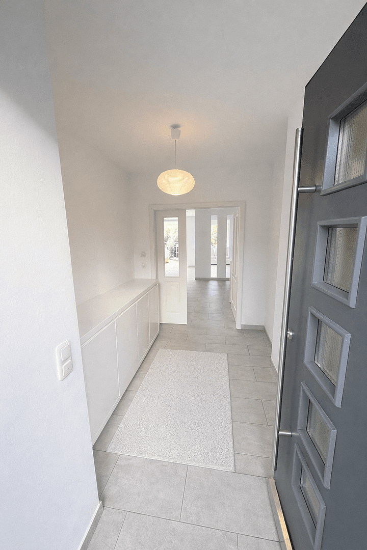 Prenájom domu 180 m², pozemek 370 m², Gräfelfing, Bavorsko Prenájom domu 180 m², pozemek 370 m², Gräfelfing, Bavorsko