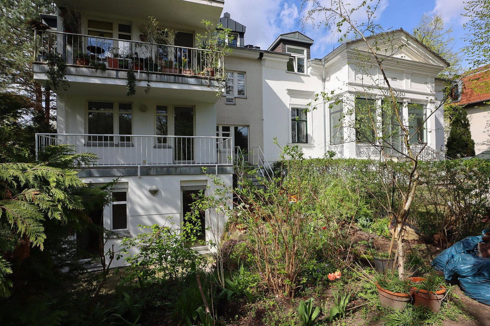 Prenájom bytu 2-izbový 69 m², Berlin, Berlín Prenájom bytu 2-izbový 69 m², Berlin, Berlín