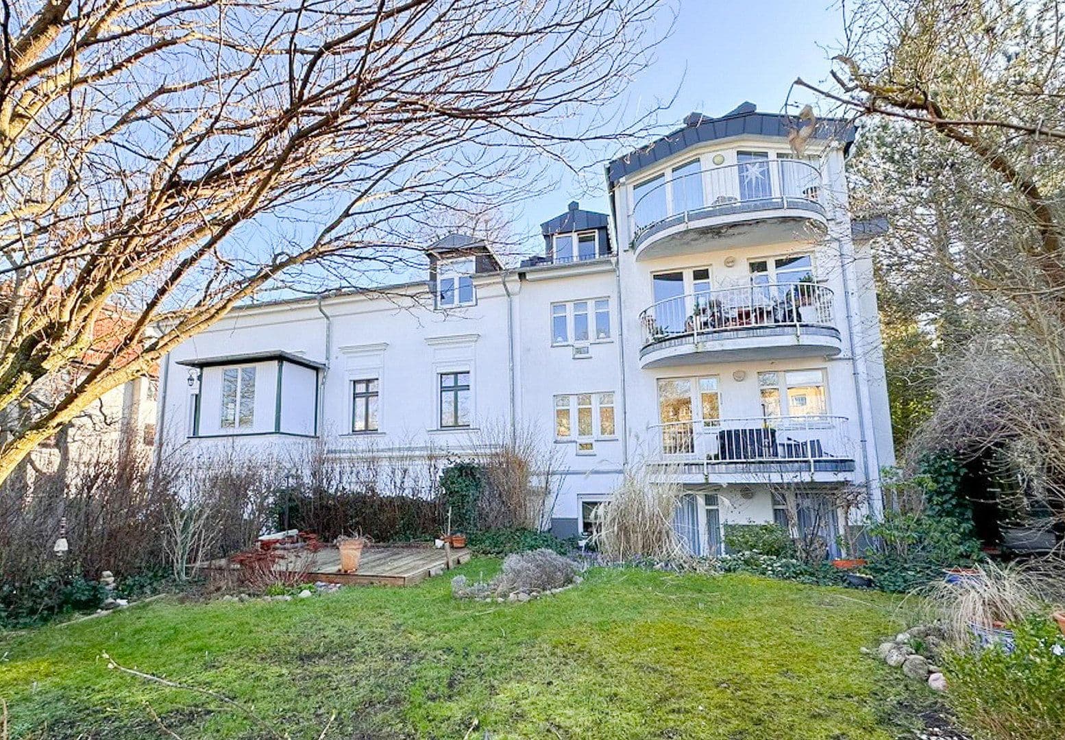 Prenájom bytu 2-izbový 69 m², Berlin, Berlín Prenájom bytu 2-izbový 69 m², Berlin, Berlín